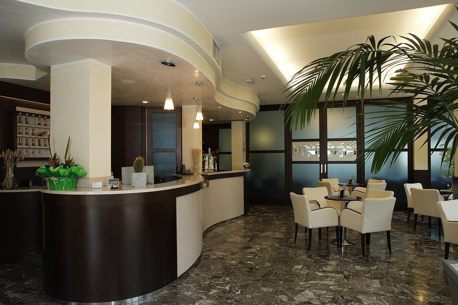 Hotel Bellevue Линяно Сабиадоро Екстериор снимка