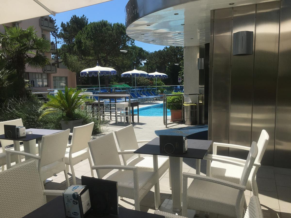 Hotel Bellevue Линяно Сабиадоро Екстериор снимка